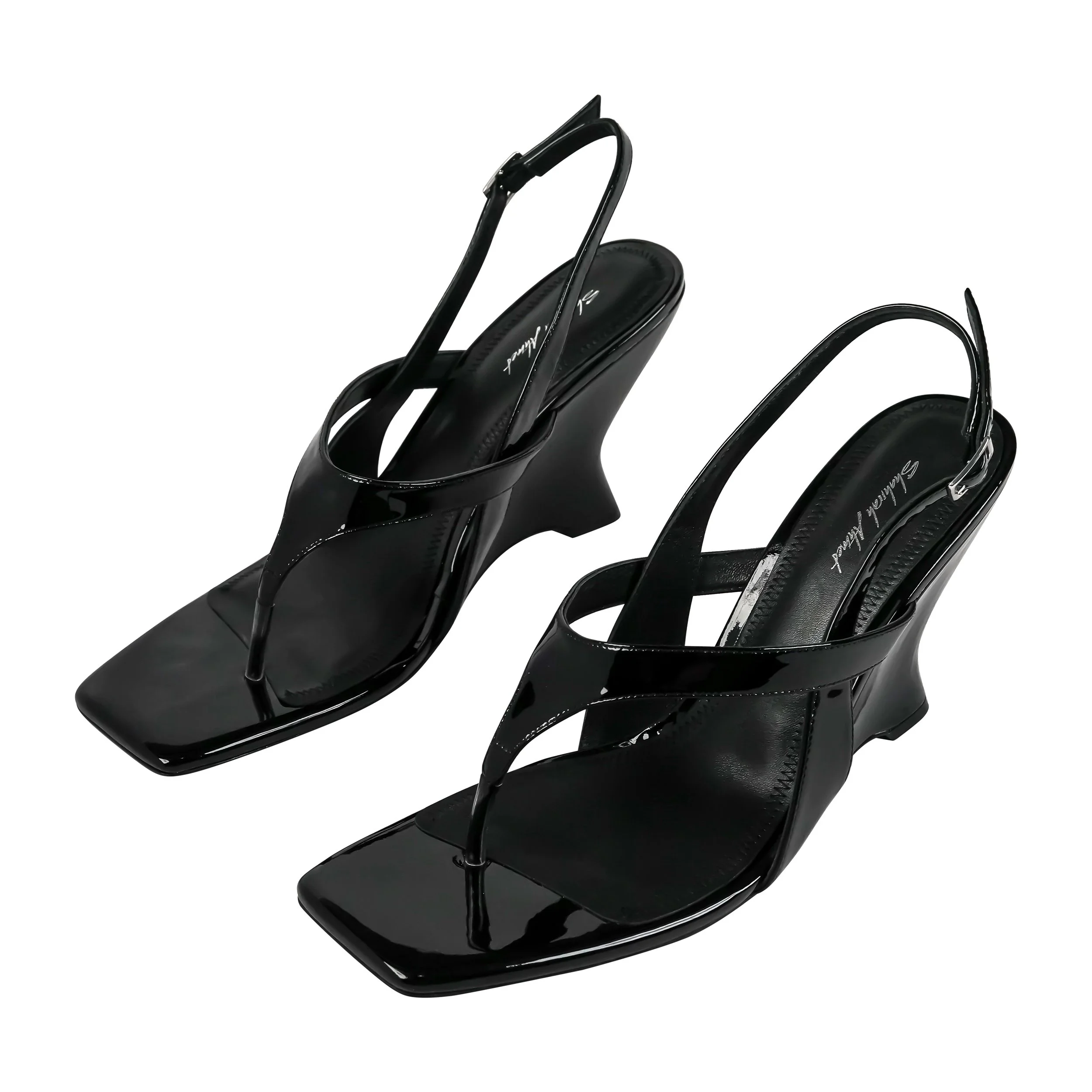 Naomi Sculpted Wedge Sandal in Leather – Women's Extended Sizes 9